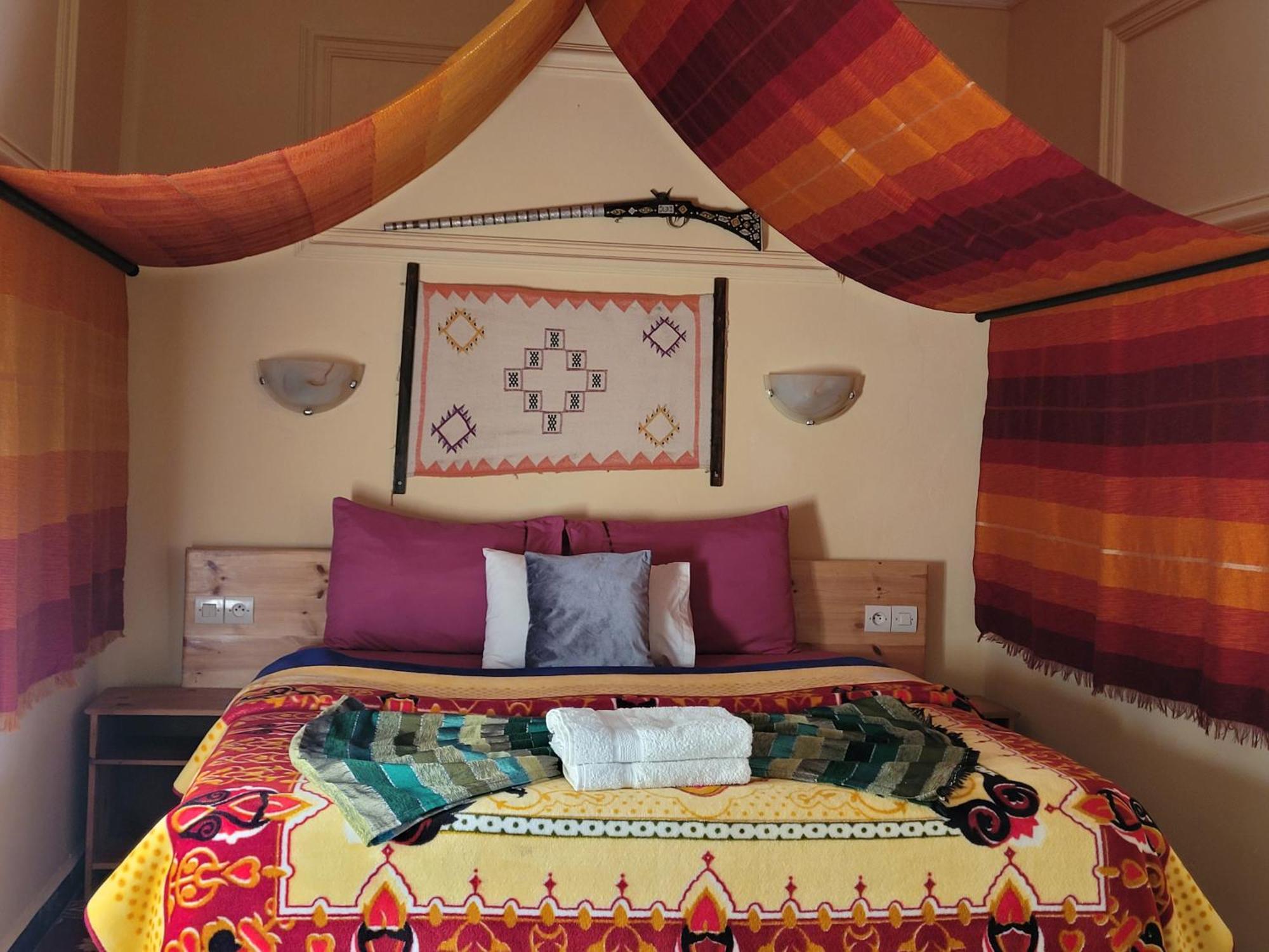 Chambre D'Hotes Aya Узуд Экстерьер фото