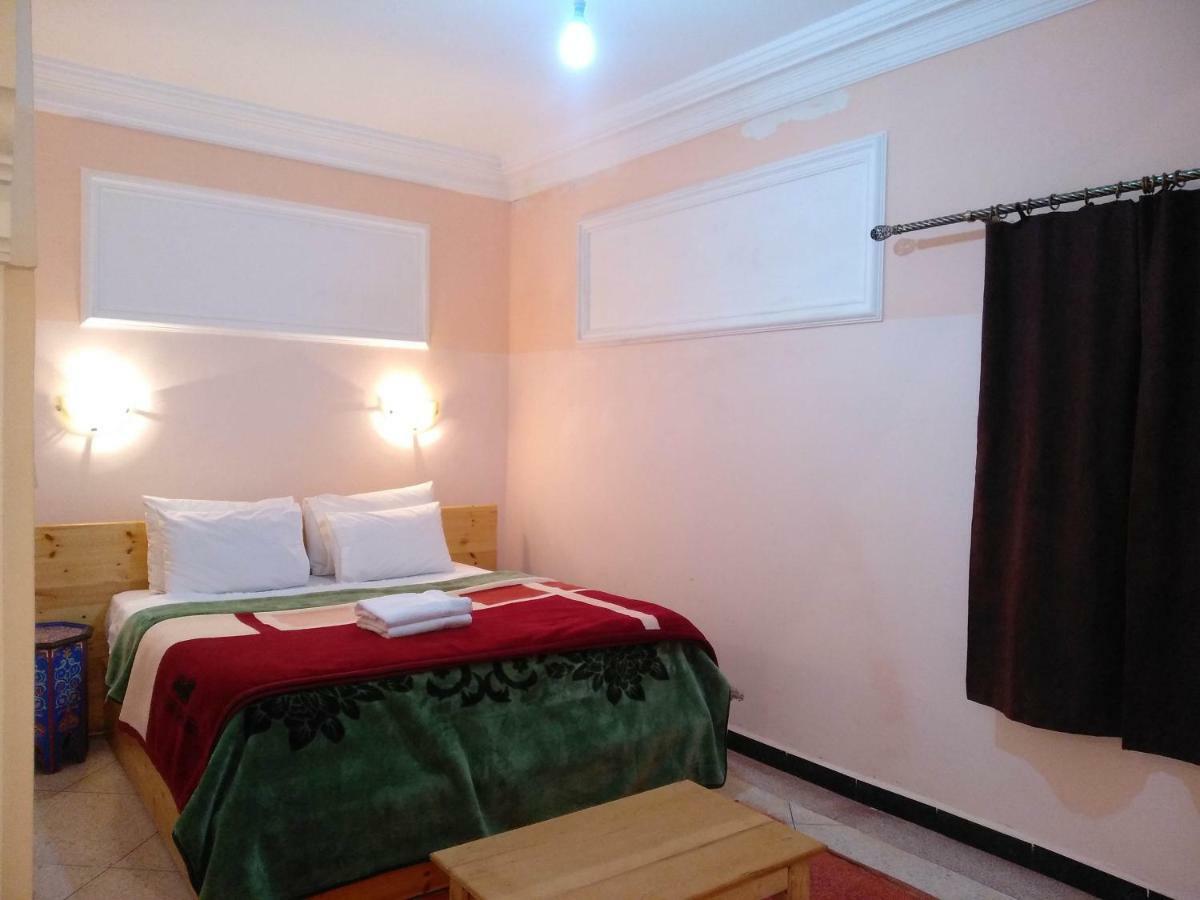 Chambre D'Hotes Aya Узуд Экстерьер фото